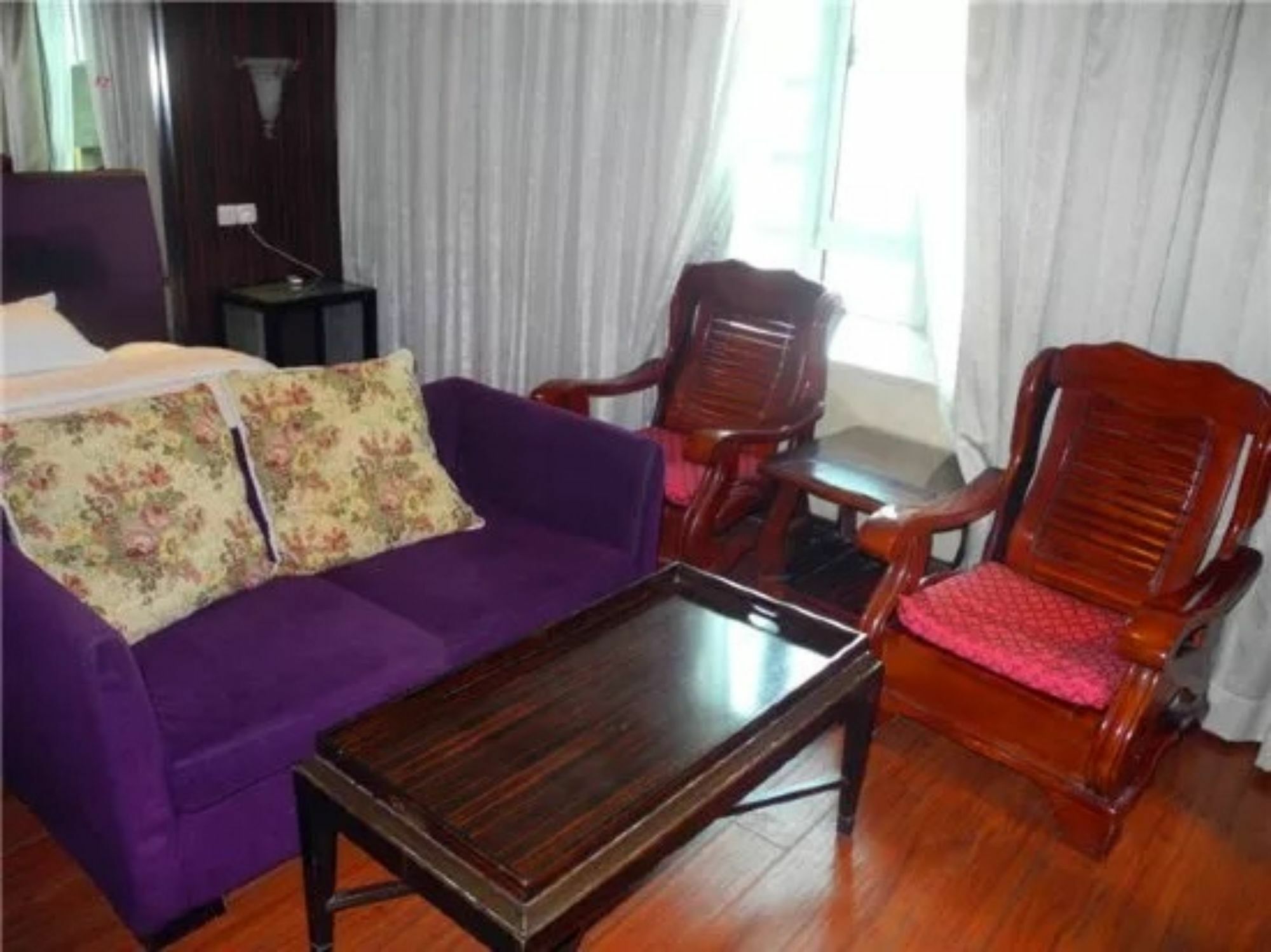 Xin Hotel